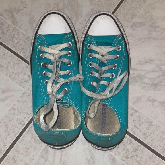 mint low top converse - Picture 3 of 3